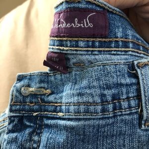 Gloria Vanderbilt jeans